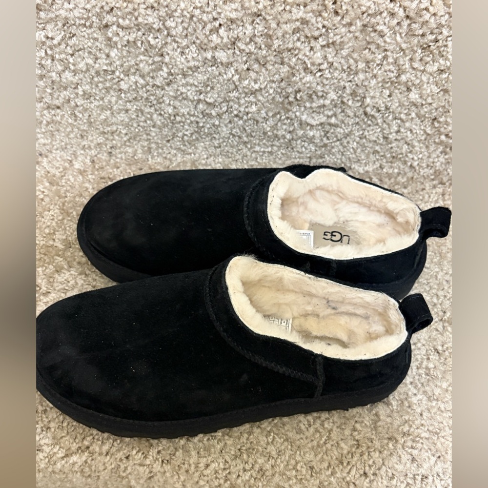 Black Ugg Classic Micro - Picture 4 of 6
